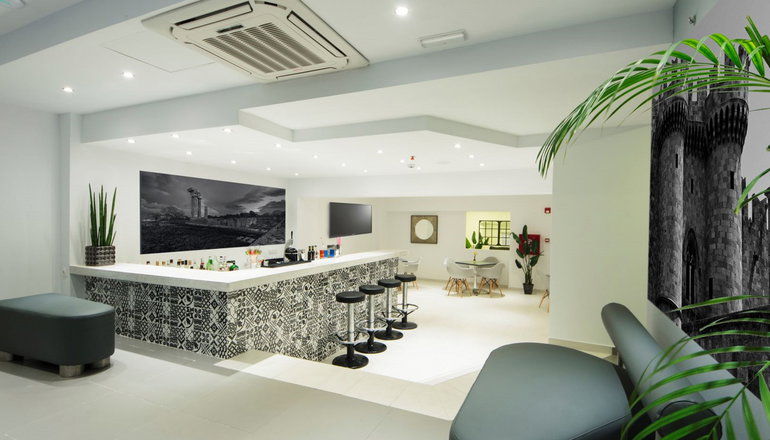 4* Elite Hotel