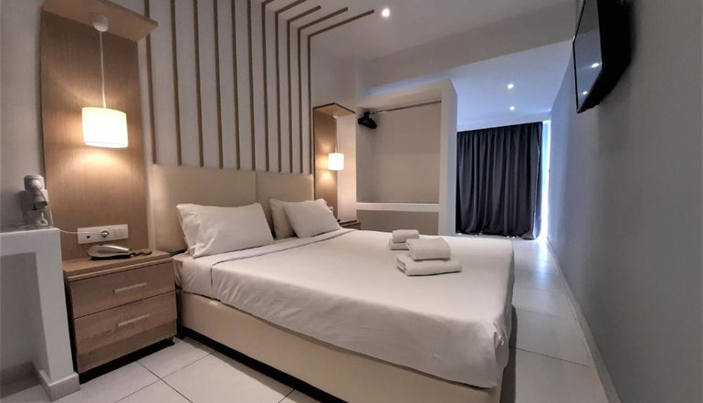 4* Elite Hotel