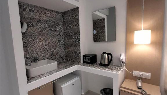 4* Elite Hotel