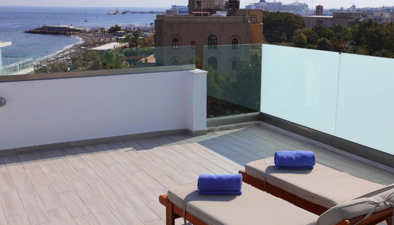 4* Elite Hotel