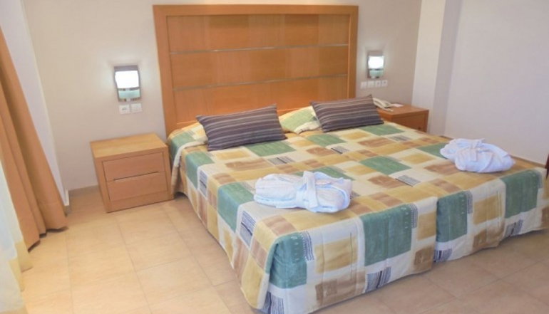 4* Elounda Breeze Resort