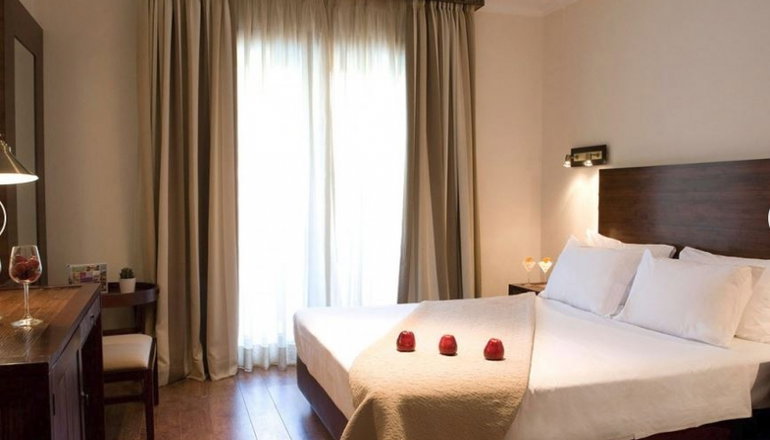 4* Enodia Hotel