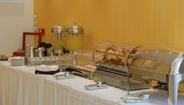 4* Enodia Hotel