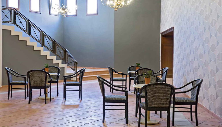 4* Eretria Hotel & Spa Resort
