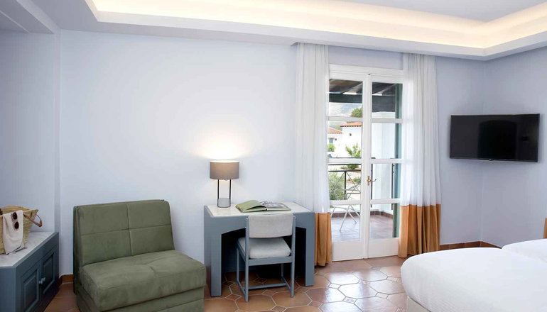 4* Eretria Hotel & Spa Resort