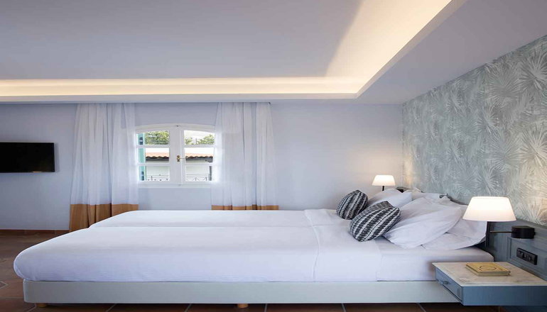 4* Eretria Hotel & Spa Resort