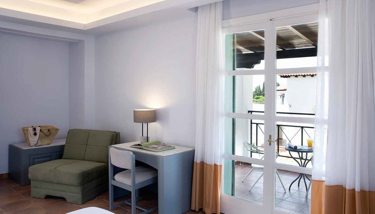 4* Eretria Hotel & Spa Resort