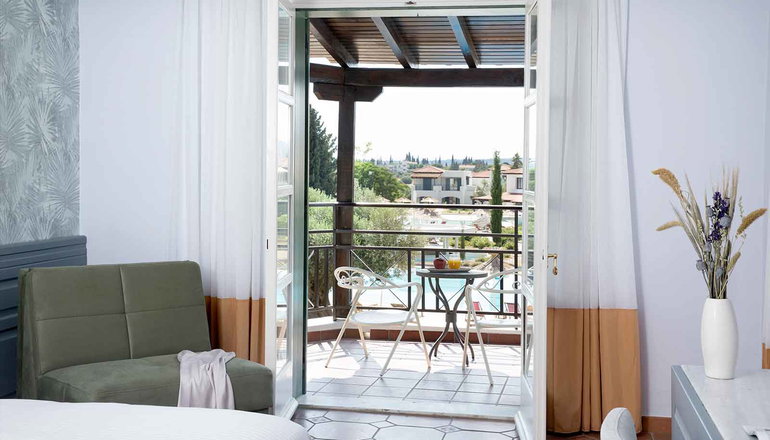 4* Eretria Hotel & Spa Resort
