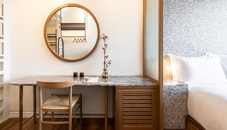 4* Ergon House