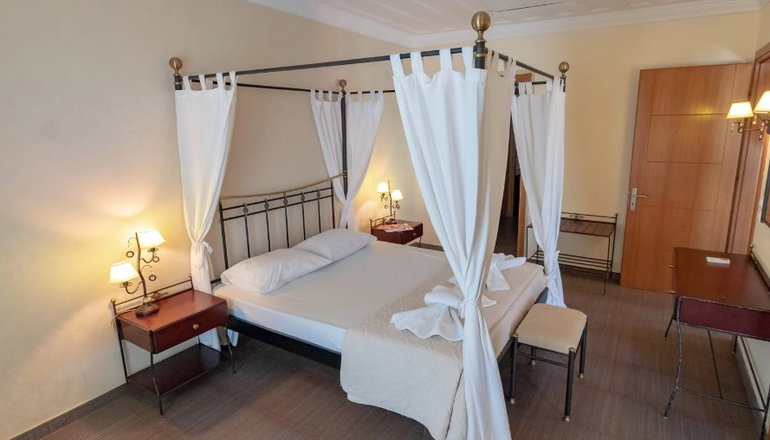 4* Esperides Resort