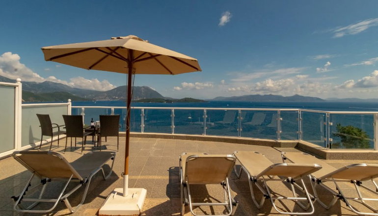4* Esperides Resort