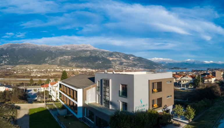 4* Essence Living Exclusive Hotel