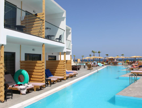 4* Evita Bay Hotel
