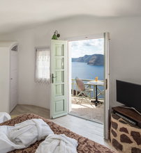 4* Fanari Villas Santorini