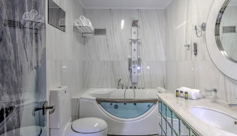 4* Fiscardonna Luxury Suites