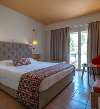 4* Flisvos Royal Hotel