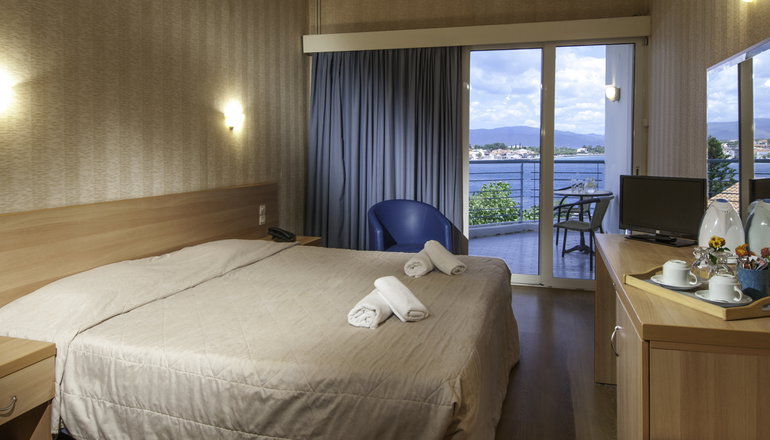 4* Florida Blue Bay
