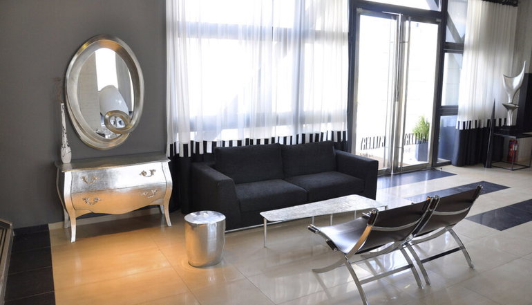 4* Gallery Art Hotel