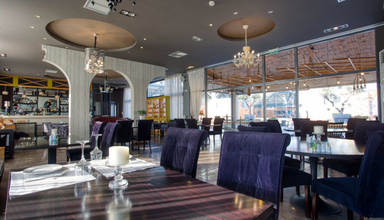 4* Gallery Art Hotel