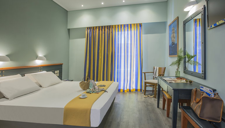4* Golden Coast Hotel & Bungalows