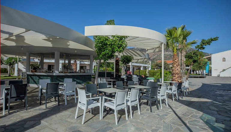 4* Golden Coast Hotel & Bungalows