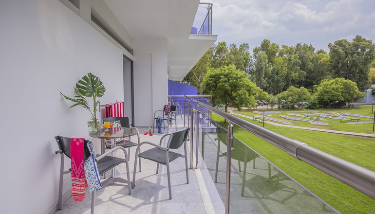 4* Golden Coast Hotel & Bungalows