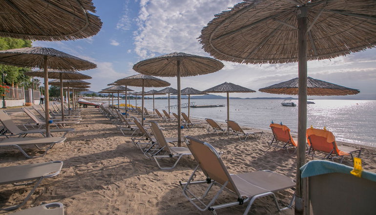 4* Golden Coast Hotel & Bungalows