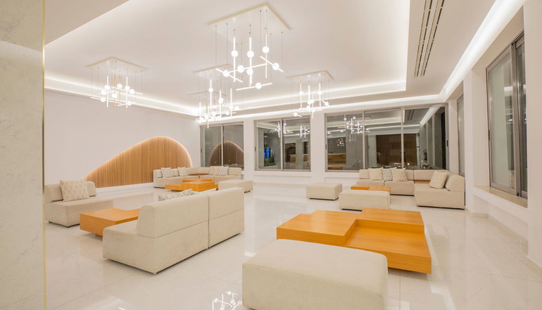 4* Golden Coast Hotel & Bungalows