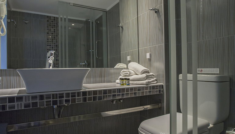 4* Golden Coast Hotel & Bungalows
