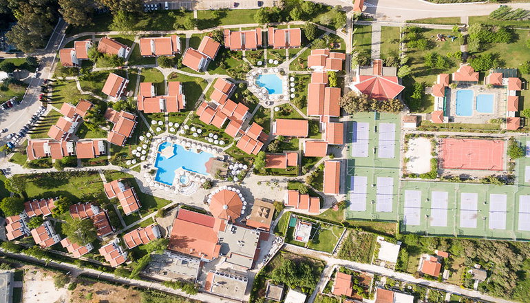 4* Golden Coast Hotel & Bungalows
