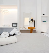 5* Amaze Suites - Ημεροβίγλι, Σαντορίνη