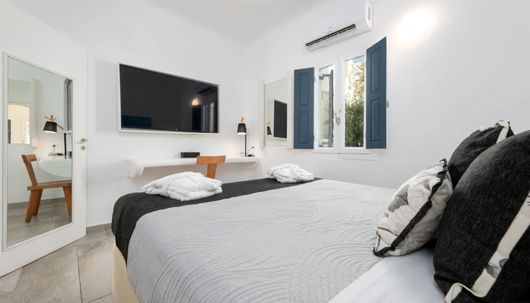 5* Amaze Suites - Ημεροβίγλι, Σαντορίνη