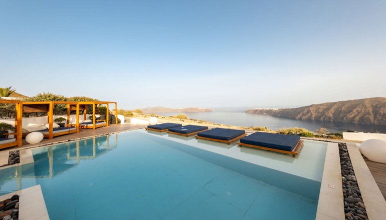 5* Amaze Suites - Ημεροβίγλι, Σαντορίνη
