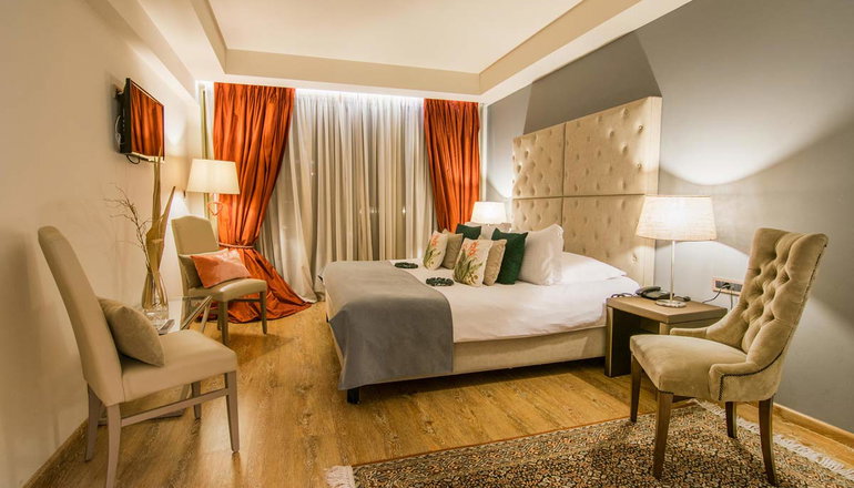 4* Golden Suites & Spa