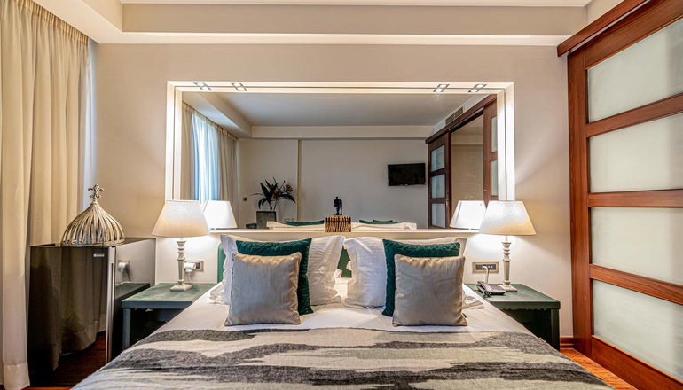 4* Golden Suites & Spa