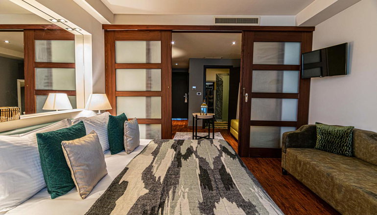 4* Golden Suites & Spa