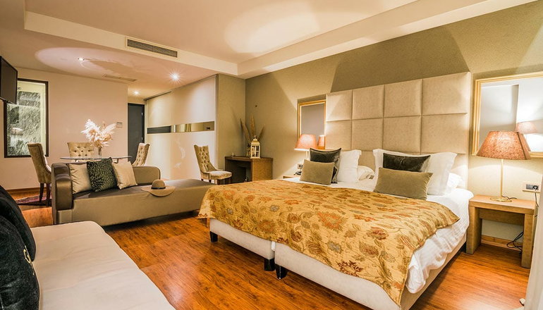4* Golden Suites & Spa