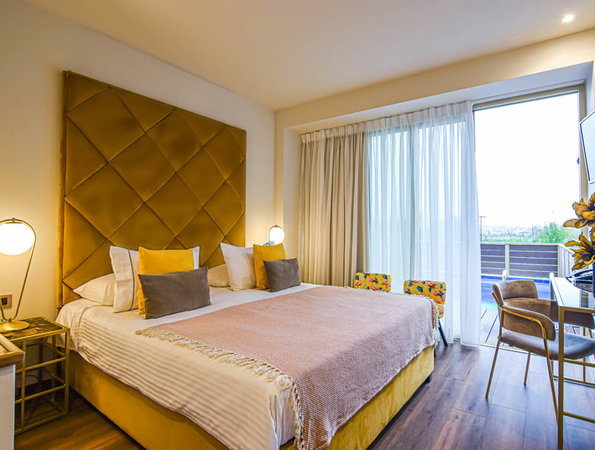 4* Golden Suites & Spa
