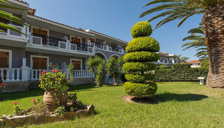 4* Golden Sun Hotel