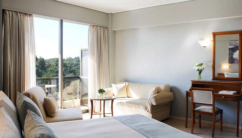 4* Golden Sun Hotel