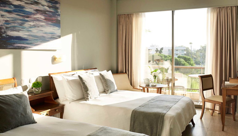 4* Golden Sun Hotel