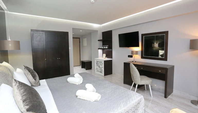 4* Hotel Tropical - Χανιώτη, Χαλκιδική