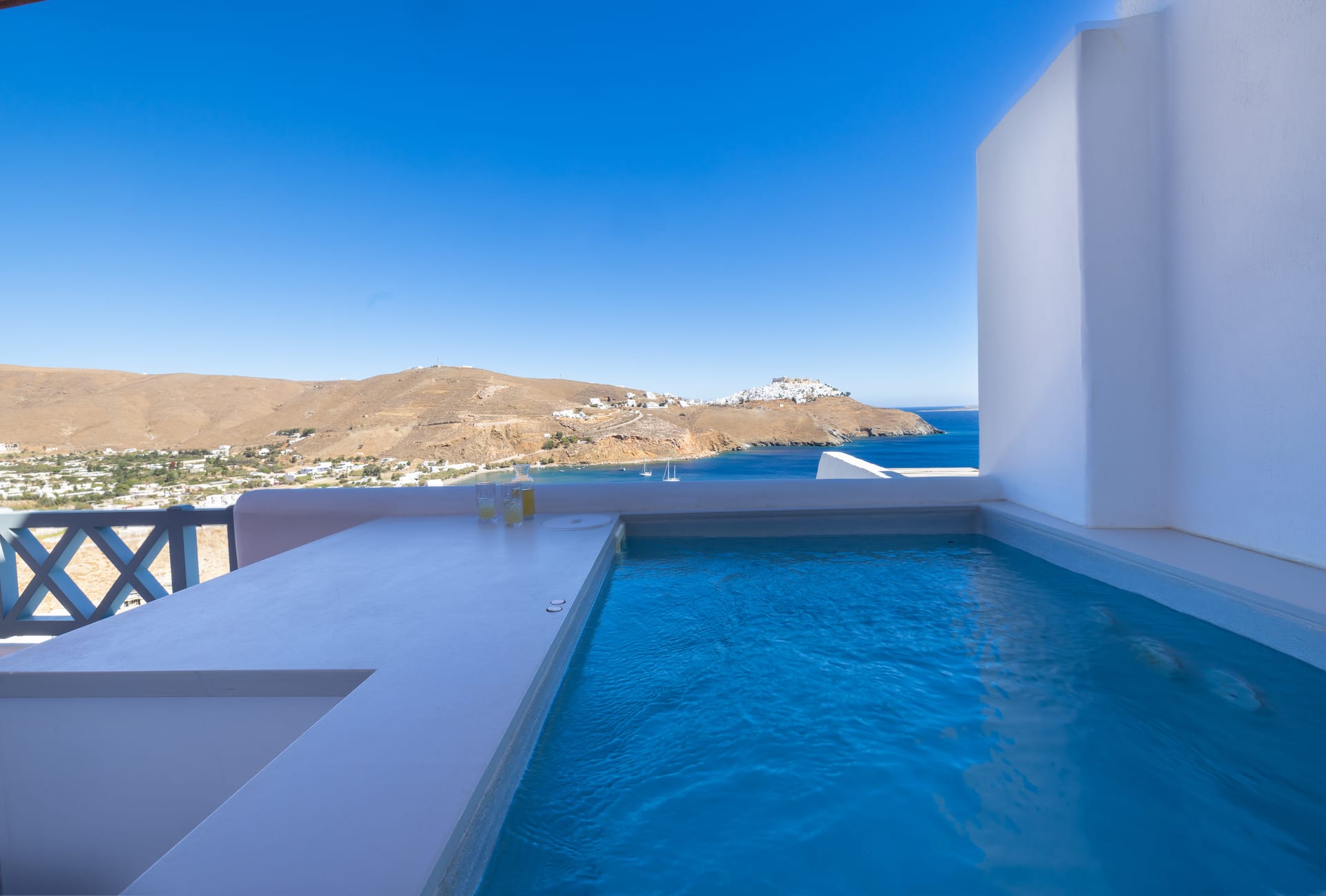 4* Infinity Blue Suites - Αστυπάλαια