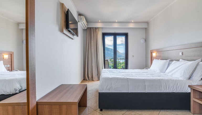4* Iolida Corfu Resort & Spa