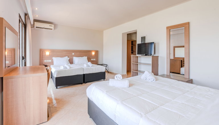 4* Iolida Corfu Resort & Spa