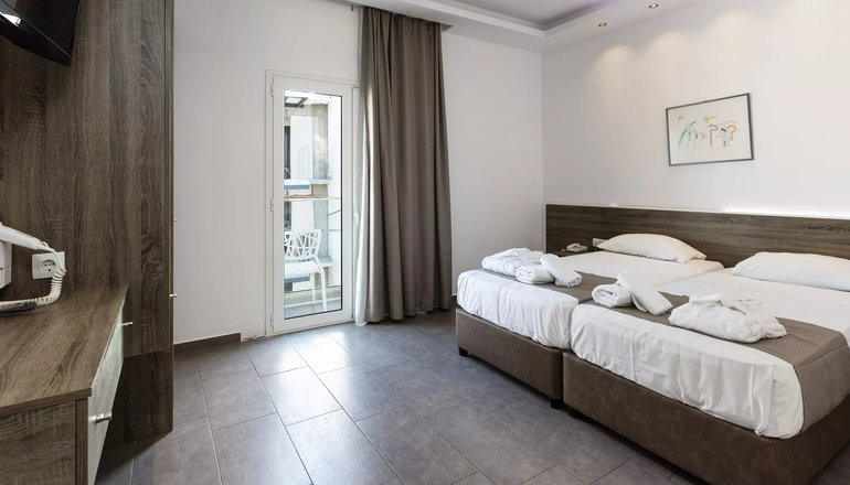 4* Kahlua Hotel