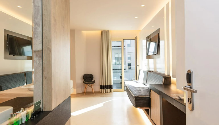4* Kahlua Hotel