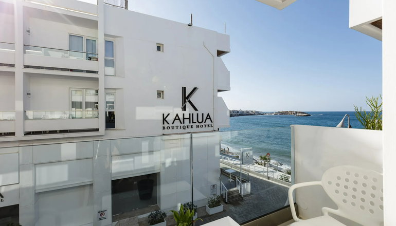 4* Kahlua Hotel