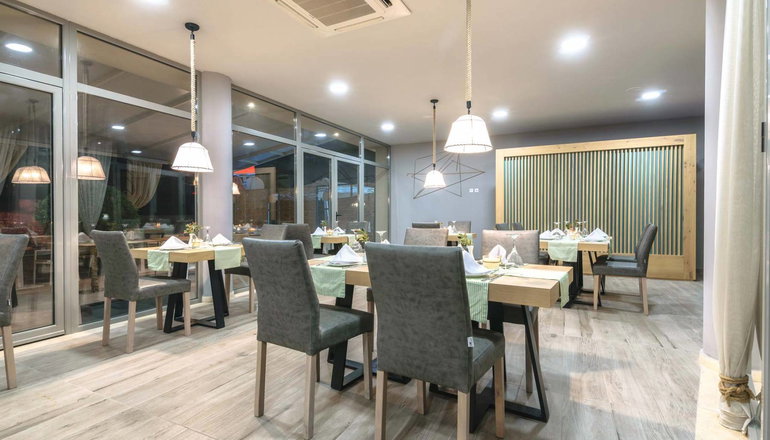 4* Karras Grande Resort - Τσιλιβί, Ζάκυνθος