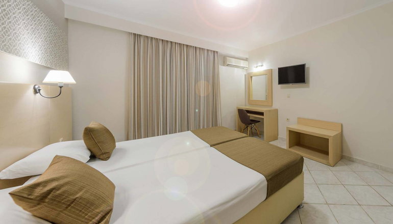 4* Karras Hotel - Λαγανάς, Ζάκυνθος